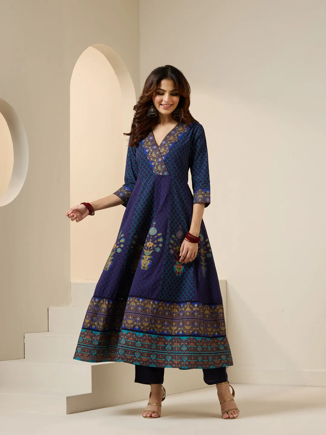 ISHIN WOMEN Blue Cotton Kurta Sets 3pcs sets