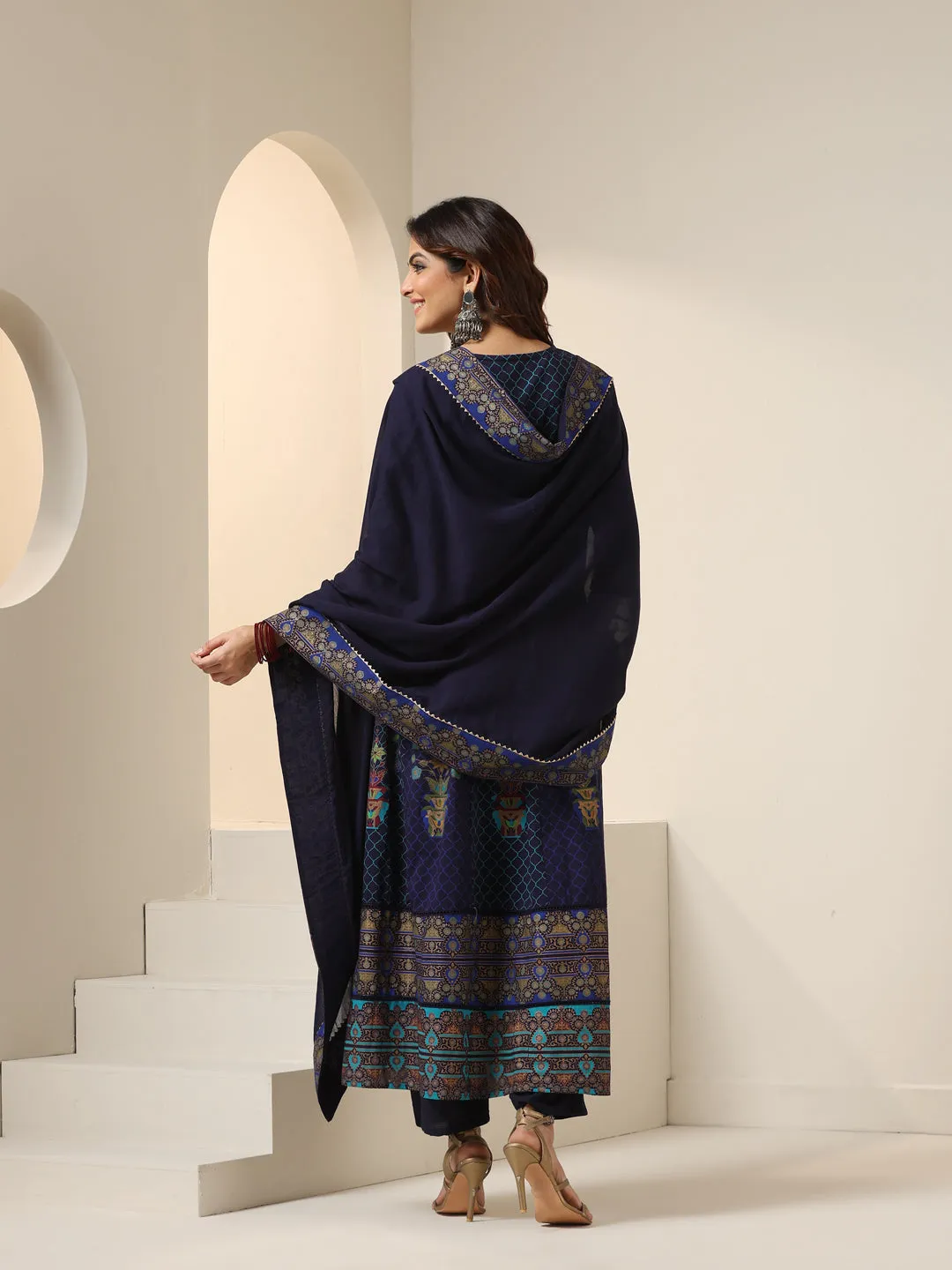 ISHIN WOMEN Blue Cotton Kurta Sets 3pcs sets