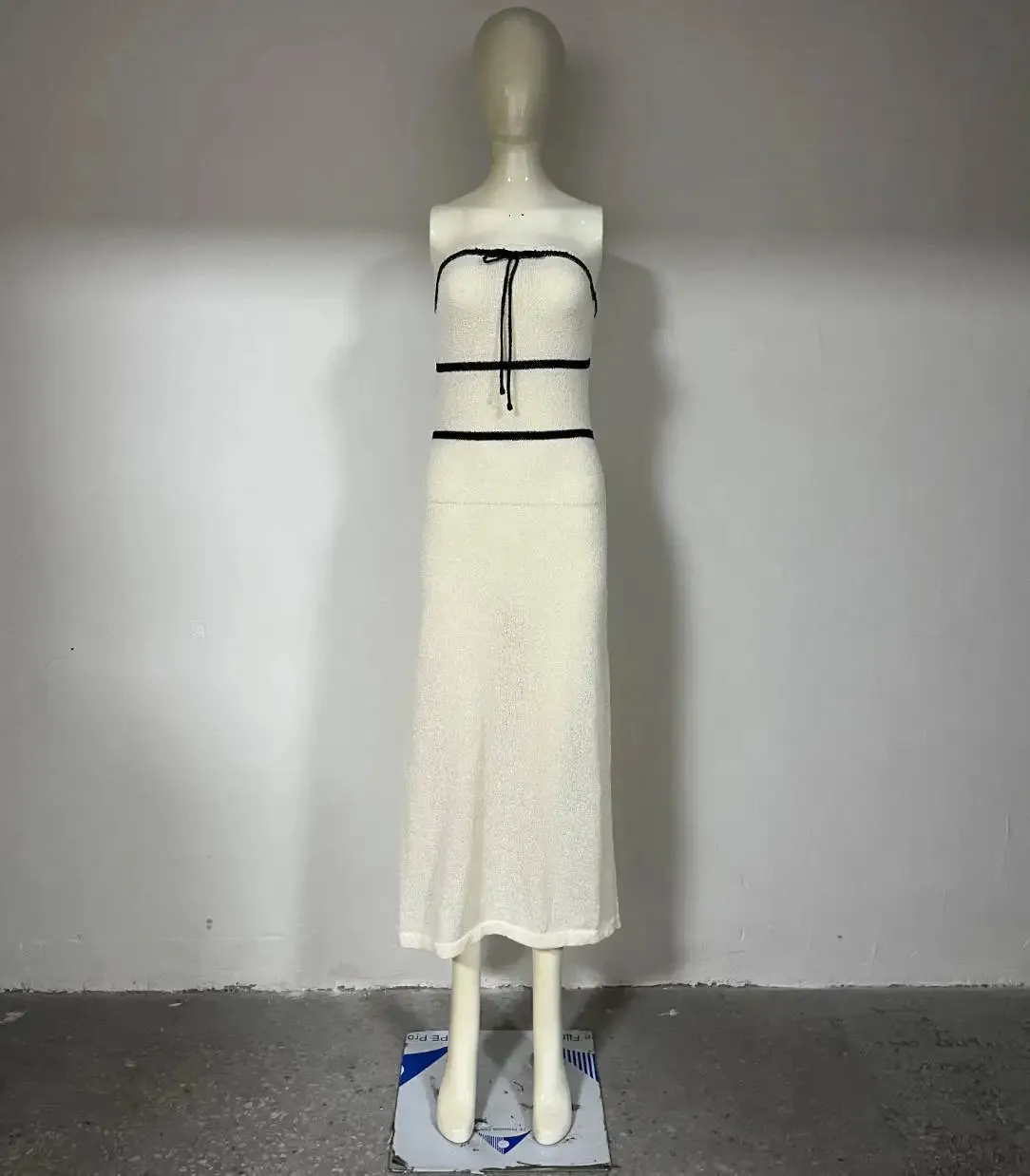 Knitted Strapless Slim for Women White Sleeveless Spring Autumn High Quality Beach Maxi Dress