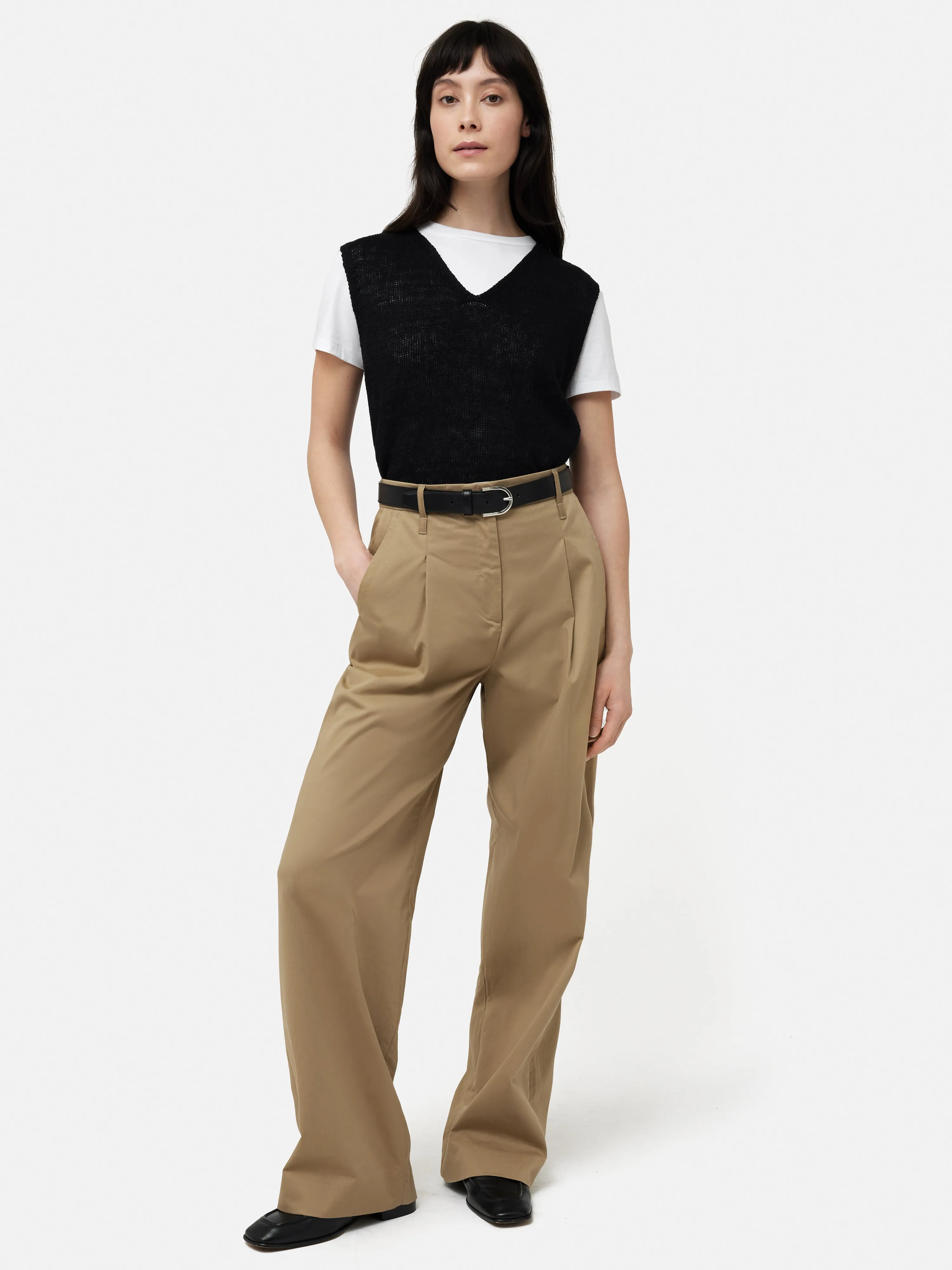 Linen Slub Cropped V Tank Top | Black