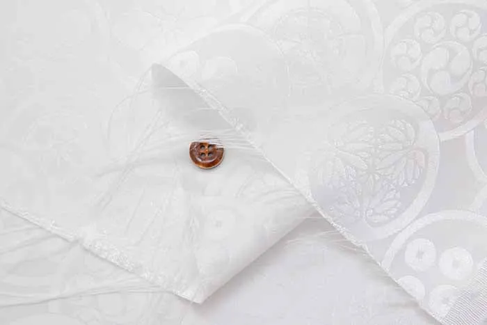Polyester family crest Jacquard